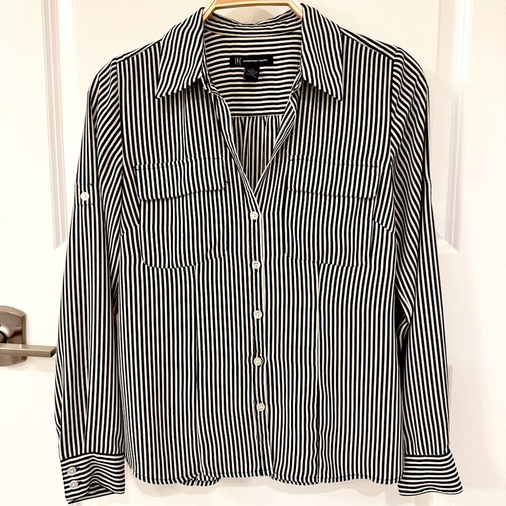 INC black & white striped women’s dress shirt. Size 0
